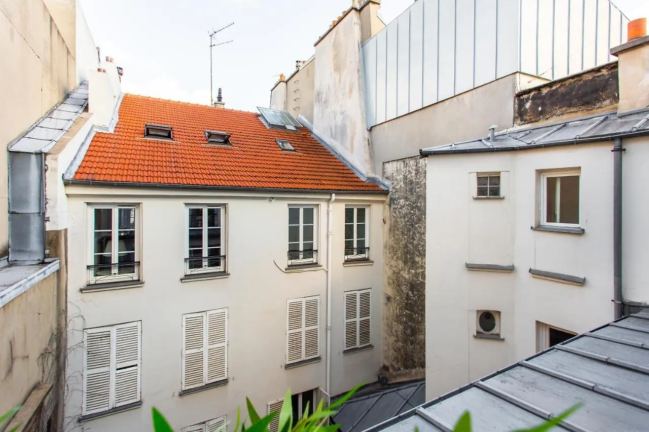 Cmg Pigalle/ Martyrs G